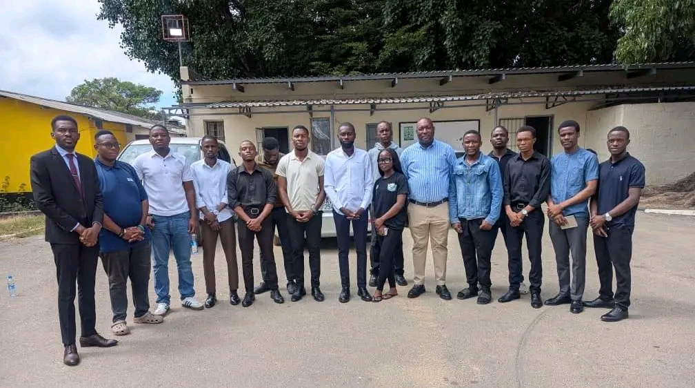 EARLY RECESS AMID WATER CRISIS AT UNZA.